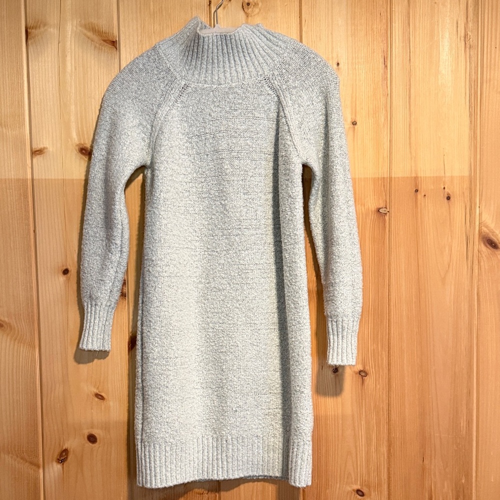 H&M Cozy Light Cream Knit Sweater Dress – Long Sleeve Size XS